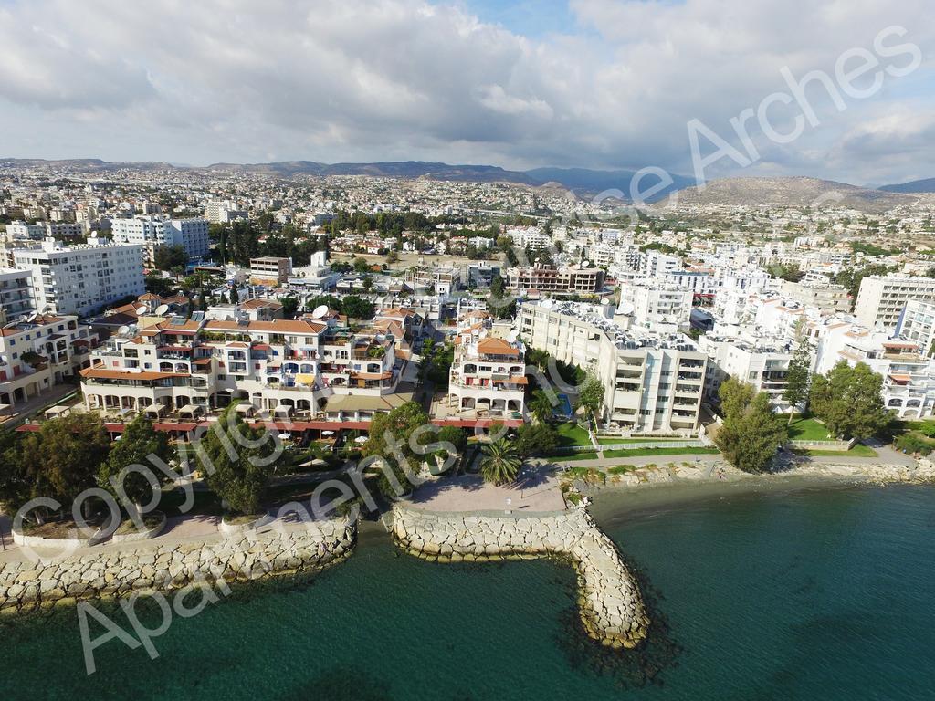 Sunrise Arches Apartments 레메소스 외부 사진