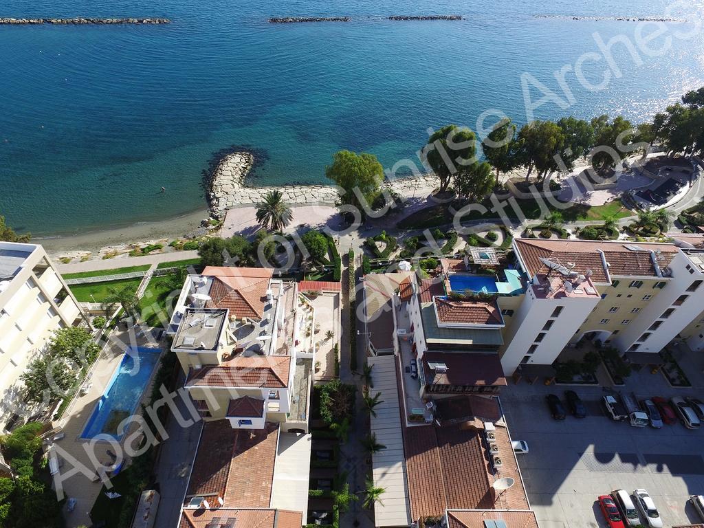 Sunrise Arches Apartments 레메소스 외부 사진