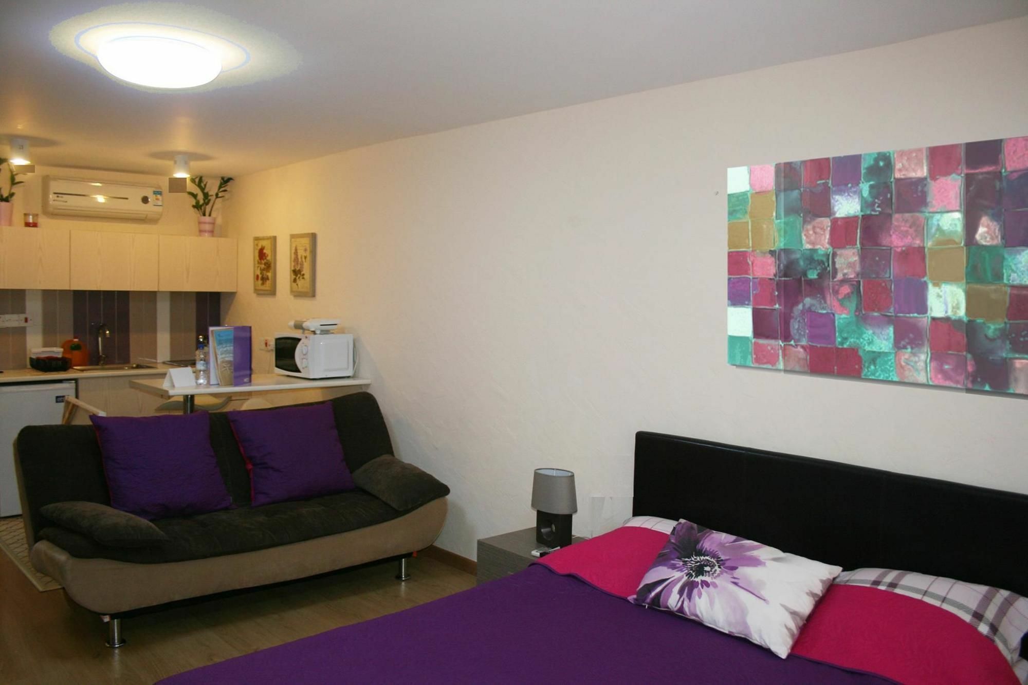 Sunrise Arches Apartments 레메소스 외부 사진
