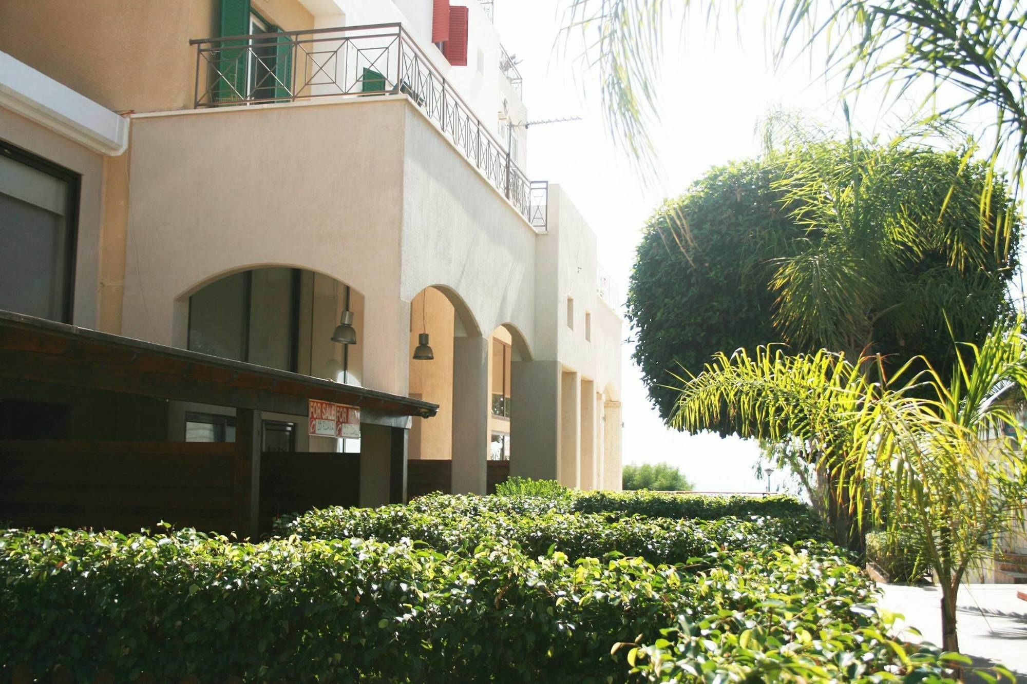 Sunrise Arches Apartments 레메소스 외부 사진